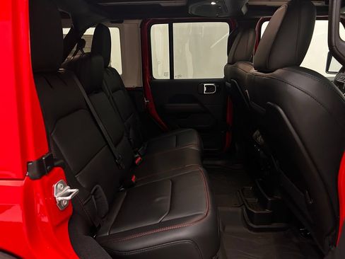 New 2026 Jeep Wrangler Unlimited Rubicon 392 w/ Quick Order Package 27X Moab AWD/4WD image 15