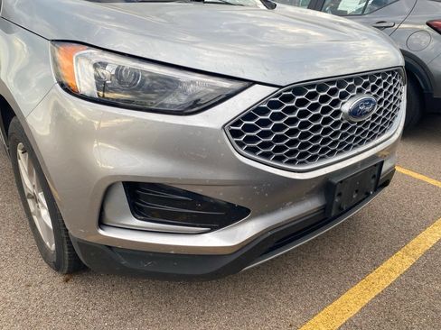 Used 2024 Ford Edge SEL AWD/4WD image 3
