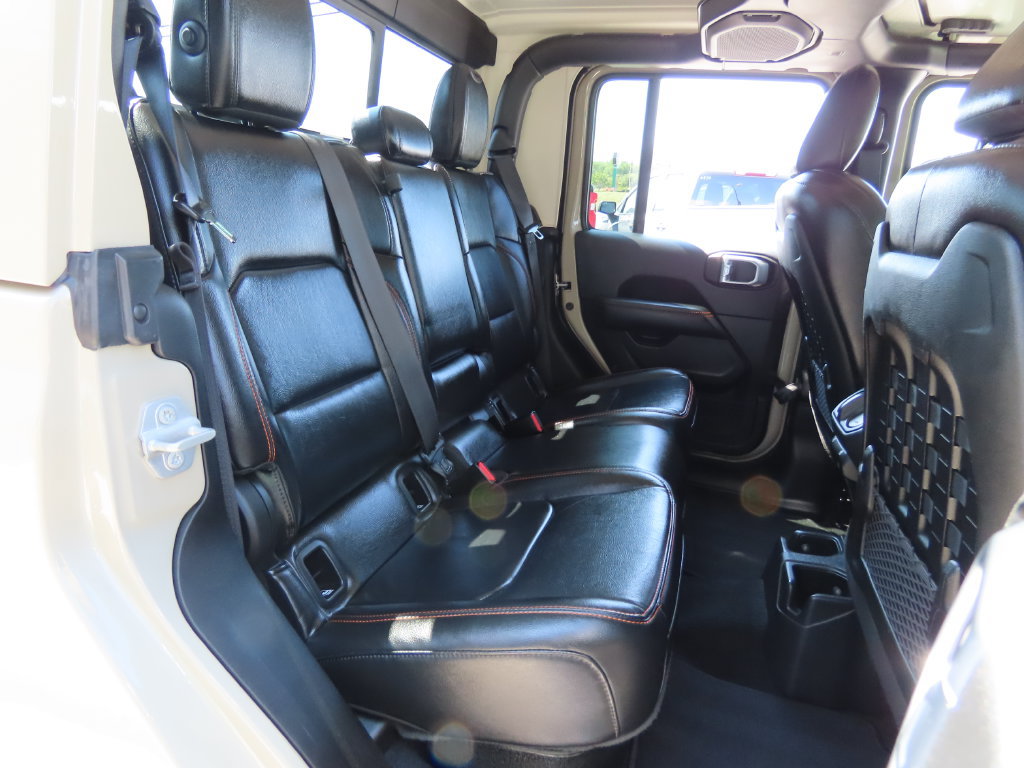 Used 2022 Jeep Gladiator Mojave w/ LED Lighting Group AWD/4WD image 27