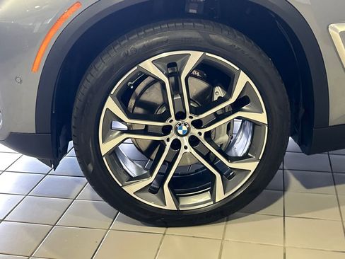 Used 2026 BMW X5 xDrive40i w/ Climate Comfort Package AWD/4WD image 13