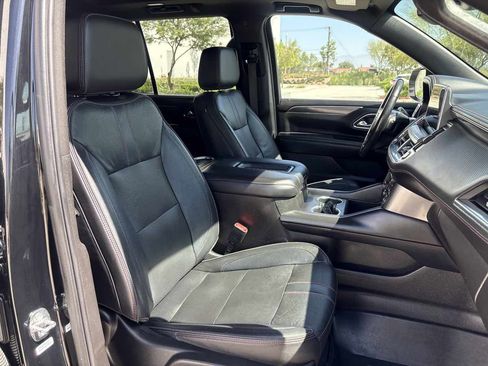 Used 2021 Chevrolet Tahoe RST w/ Luxury Package AWD/4WD image 19