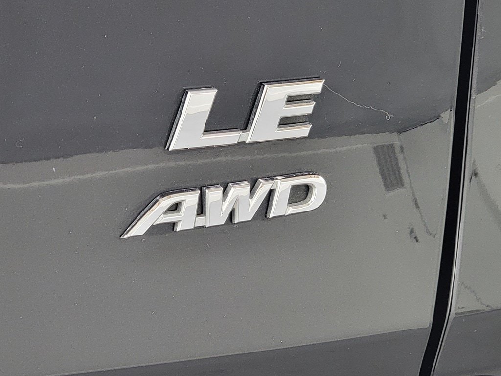 Used 2020 Toyota RAV4 LE w/ All Weather Liner Package AWD/4WD image 9
