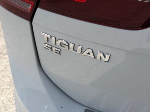 Used 2019 Volkswagen Tiguan SE FWD image 13