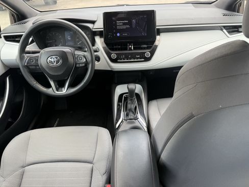 Used 2025 Toyota Corolla SE FWD image 14
