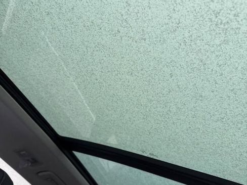 New 2026 Volkswagen Taos SE image 16