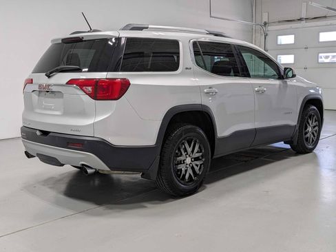 Used 2017 GMC Acadia SLT AWD/4WD image 8