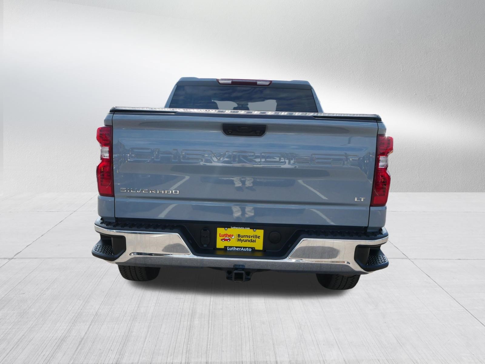 Used 2024 Chevrolet Silverado 1500 LT AWD/4WD image 6