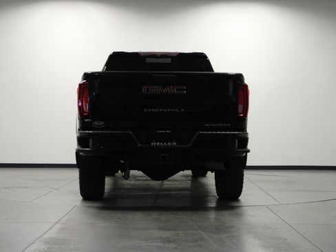Used 2022 GMC Sierra 2500 Denali AWD/4WD image 5
