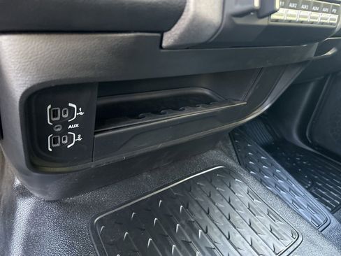 Used 2025 RAM 3500 Tradesman AWD/4WD image 35