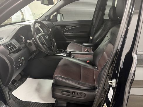 Used 2020 Honda Ridgeline Black Edition image 14