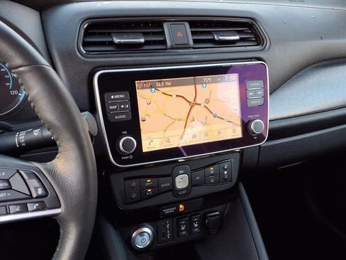 Used 2021 Nissan Leaf SV Plus image 20