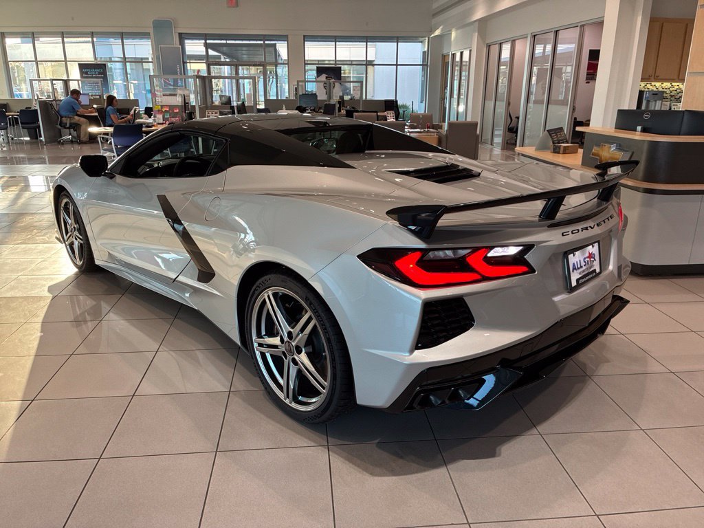 New 2027 Chevrolet Corvette Stingray Convertible w/ Z51 Performance Package RWD image 11