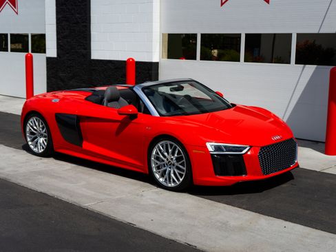 Used 2017 Audi R8 V10 image 69