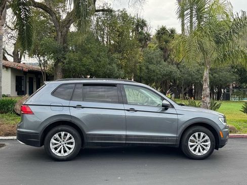Used 2020 Volkswagen Tiguan S image 5