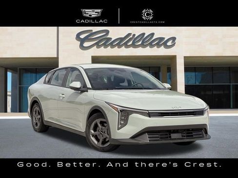Used 2025 Kia K4 FWD image 2