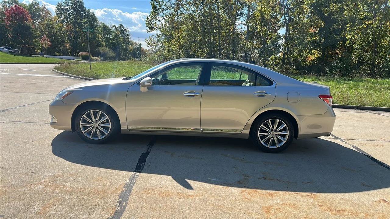 Used 2010 Lexus ES 350 FWD image 14