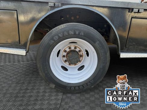 Used 2022 Ford F550 2WD Crew Cab Super Duty w/ Power Equipment Group image 17