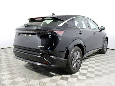 Used 2024 Nissan Ariya FWD image 32