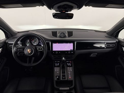 Used 2023 Porsche Macan AWD/4WD image 14