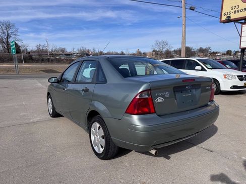 Used 2006 Ford Focus SE image 6