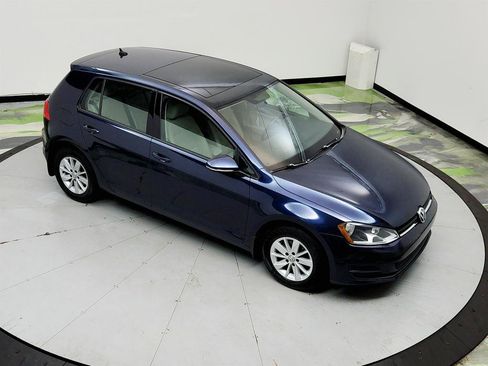 Used 2015 Volkswagen Golf S FWD image 29