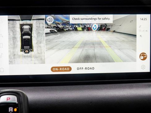 Used 2022 Land Rover Defender 110 XS Edition image 24