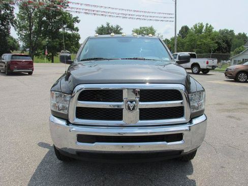 Used 2014 RAM 2500 Tradesman w/ Chrome Appearance Group AWD/4WD image 2