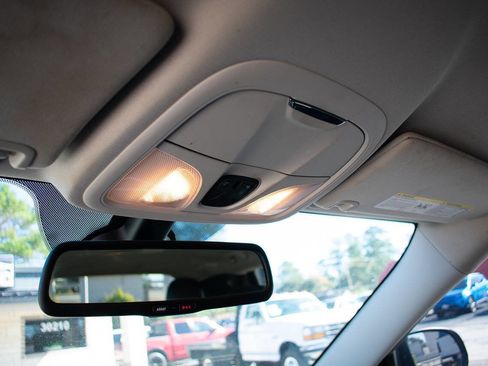 Used 2018 Jeep Cherokee Latitude Plus image 26