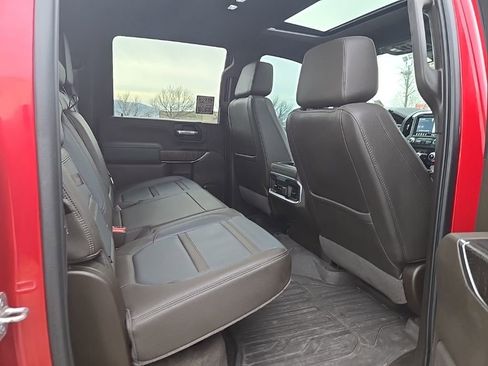 Used 2022 GMC Sierra 3500 Denali w/ Denali Ultimate Package image 29