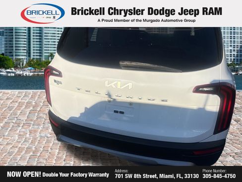 Used 2022 Kia Telluride SX FWD image 16
