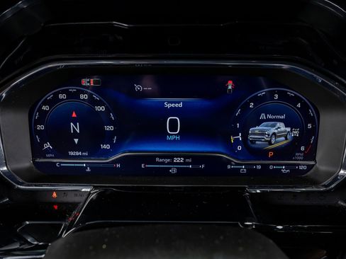 Used 2024 Chevrolet Silverado 1500 LT w/ Texas Edition Plus image 19