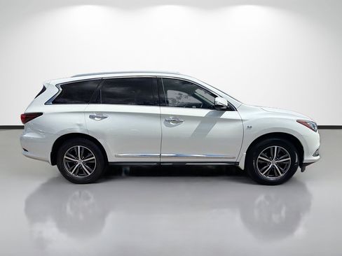 Used 2017 INFINITI QX60 FWD w/ Premium Plus Package image 5