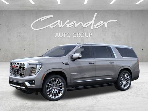 New 2026 GMC Yukon XL Denali w/ Denali Reserve Package AWD/4WD image 2