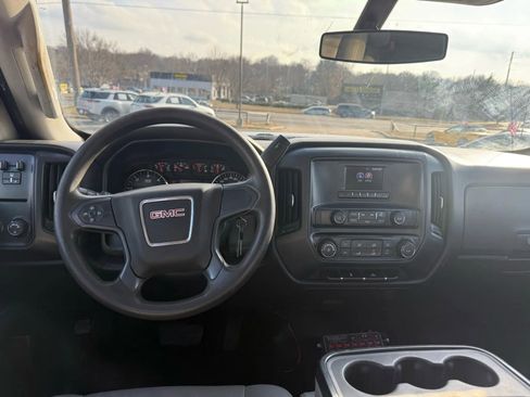 Used 2017 GMC Sierra 2500 2WD Crew Cab image 11