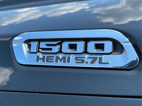 Used 2020 RAM 1500 Laramie AWD/4WD image 28