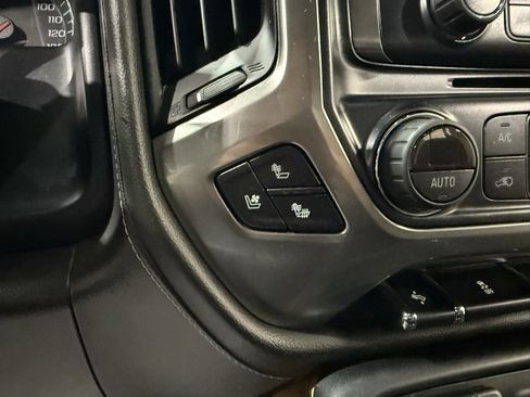 Used 2018 Chevrolet Silverado 1500 LTZ w/ LTZ Plus Package image 37