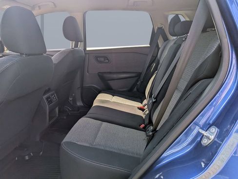 Used 2021 Nissan Rogue S FWD image 13