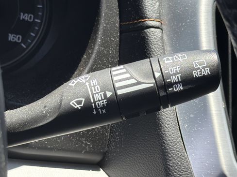 Used 2019 GMC Terrain SLE w/ Driver Convenience Package FWD image 10