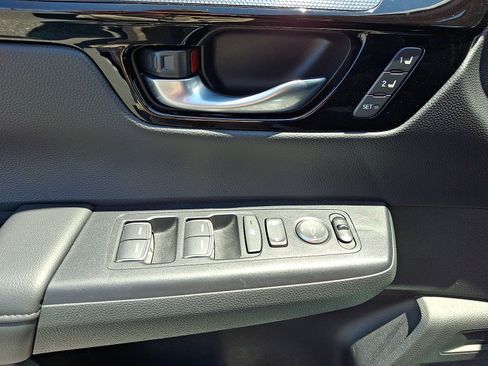 Certified 2023 Honda CR-V EX-L image 12