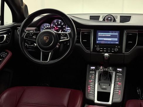 Used 2018 Porsche Macan GTS image 33