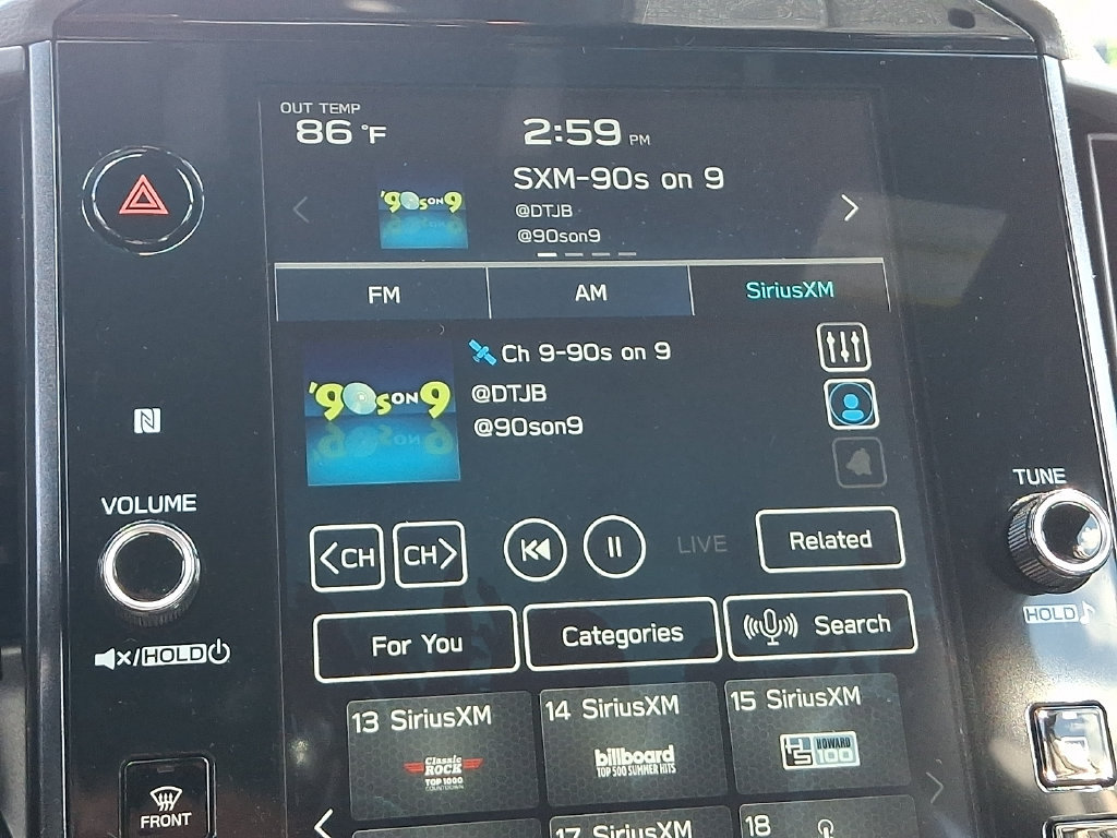 Certified 2025 Subaru Forester Premium AWD/4WD image 17