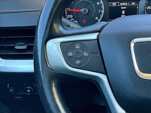 Used 2018 GMC Terrain SLE image 17