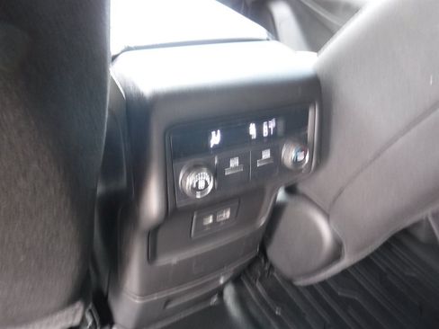 Used 2022 GMC Acadia SLE w/ LPO, Floor Liner Package FWD image 11