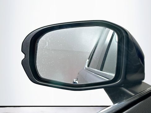 Used 2023 Honda CR-V EX image 16