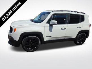 Used 2017 Jeep Renegade Altitude FWD video 2