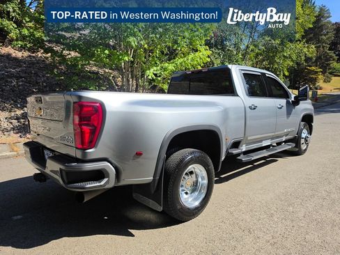 Used 2024 Chevrolet Silverado 3500 High Country w/ Technology Package AWD/4WD image 5