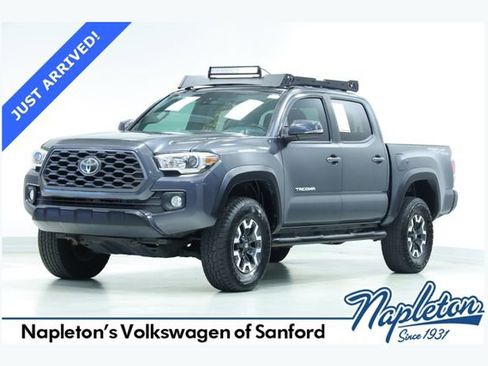 Used 2020 Toyota Tacoma TRD Off-Road image 1