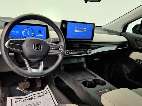Used 2025 Honda Prologue EX image 12