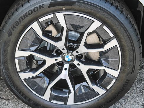 New 2026 BMW X3 xDrive30 w/ Premium Package AWD/4WD image 10