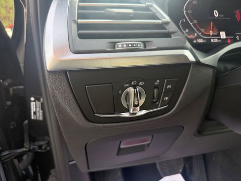 Used 2024 BMW X3 xDrive30i AWD/4WD image 18